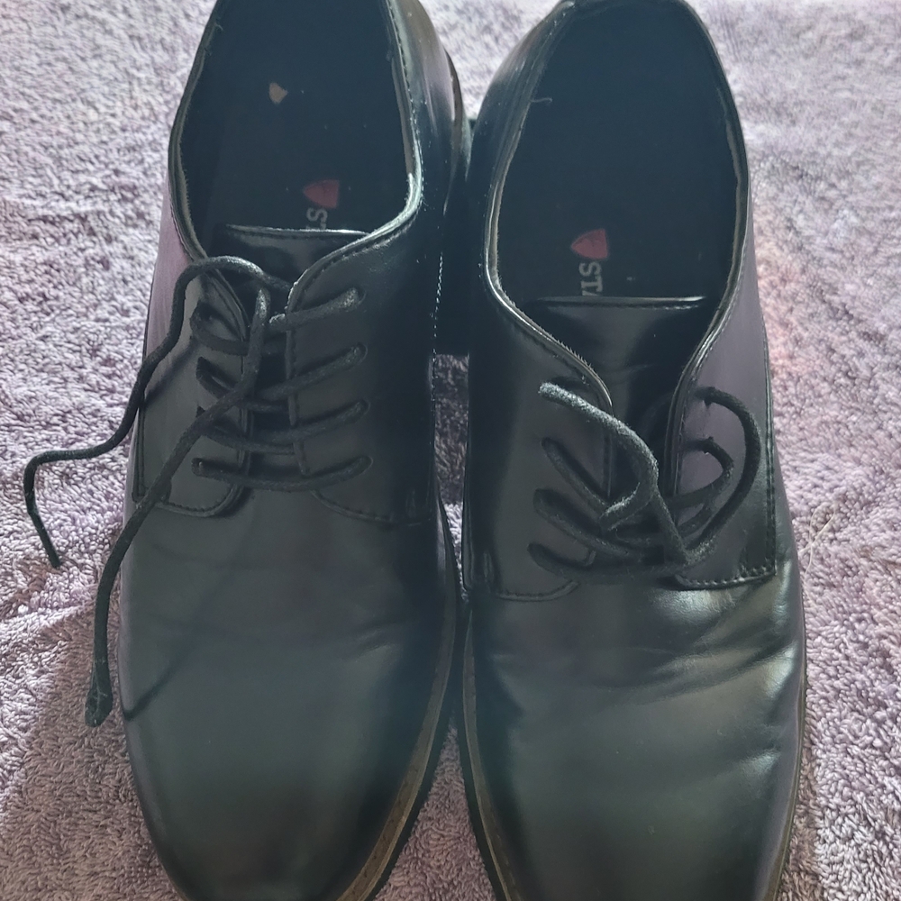 DKNY Classic Black Men's Oxfords